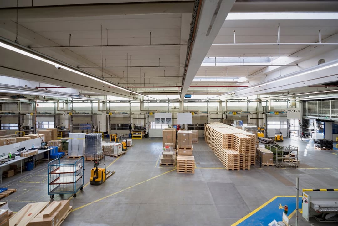 Del Bravo warehouse being organized to create a more spacious and efficient area for your operations